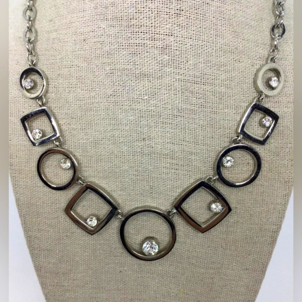 White House Black Market Silvertone Geometric Necklace 16" NWOY